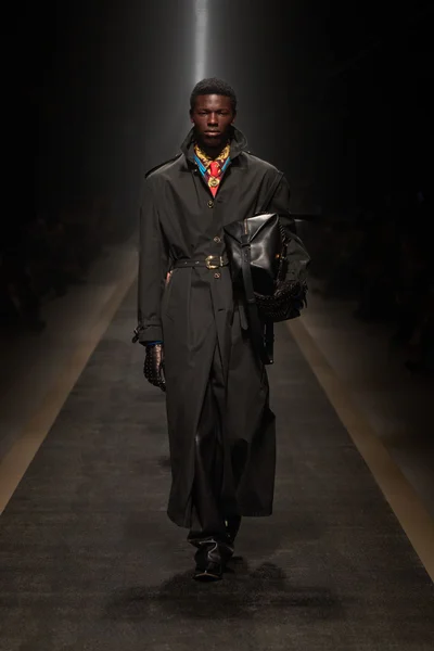 Look 9